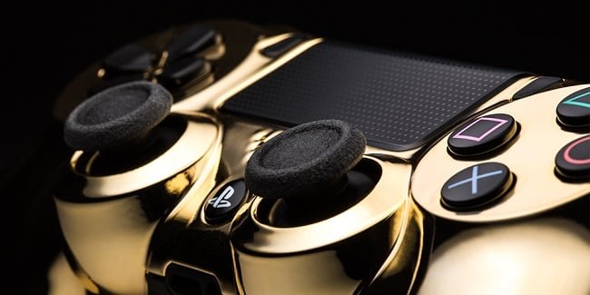 ColorWare 24K Gold DualShock 4 & Xbox One Controllers 3