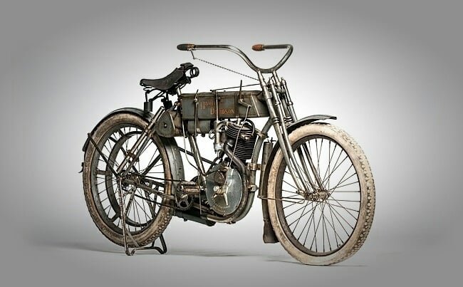 1907 Harley-Davidson Motorcycle 3