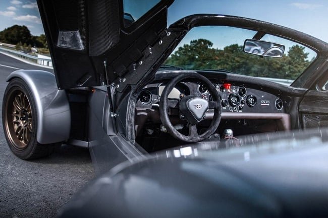 Donkervoort D8 GTO Bare Naked Carbon Edition 7 (2)