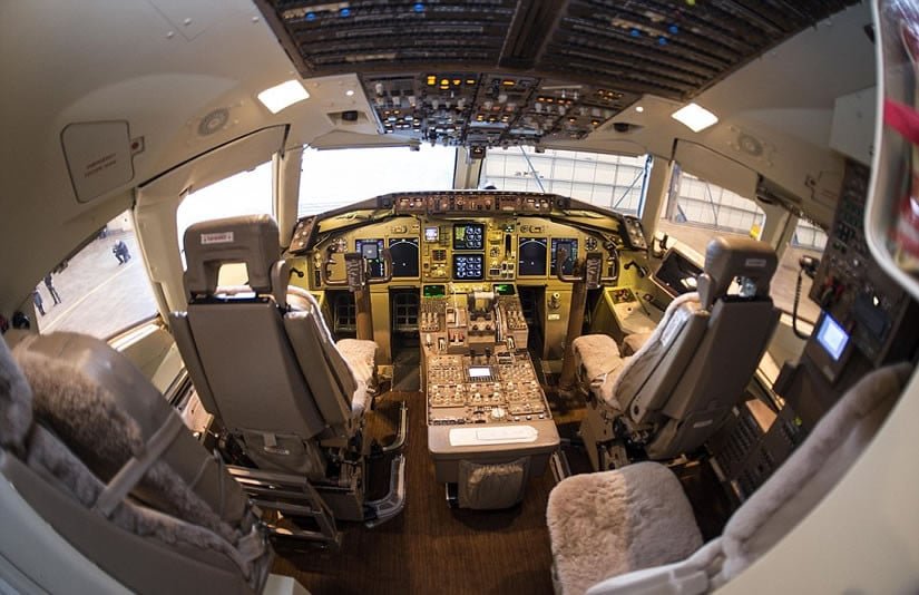 Donald Trump Boeing 757 jet - The cockpit