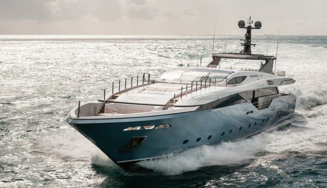Exquisite Admiral Regale 45 Flying Dragon Yacht (5)
