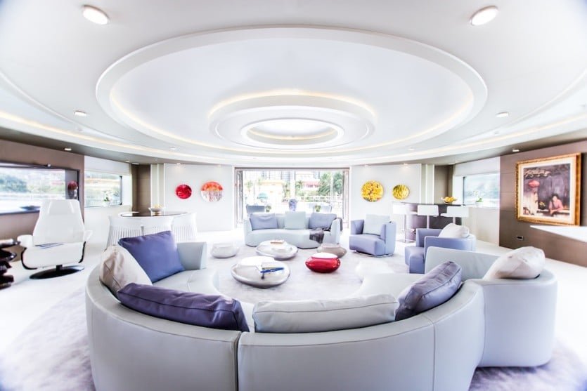 Saluzi Motor Yacht Living Space