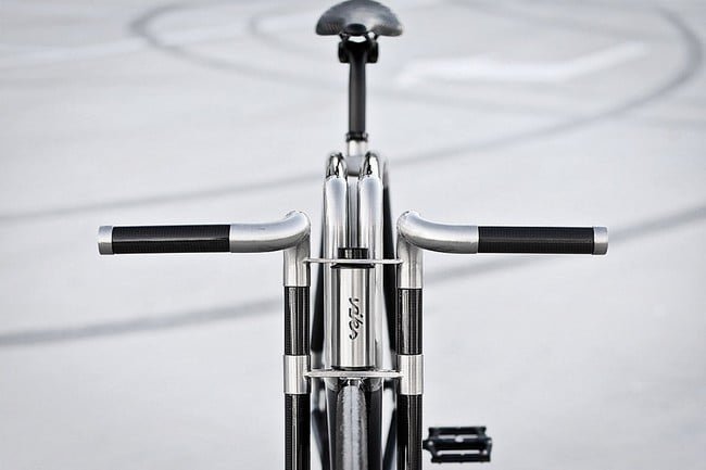 VIKS Carbon Bike 5