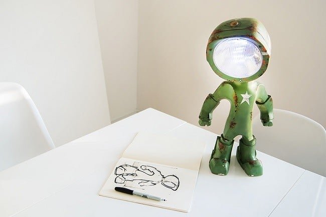 The Lampster Robo Lamp 12