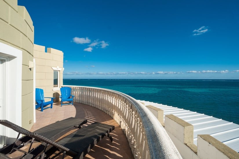 Cayman Castle Private Residence, Terrace