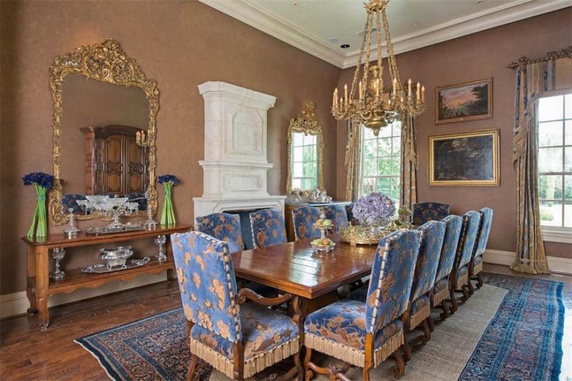 Dining Room, Dallas While House for Sale