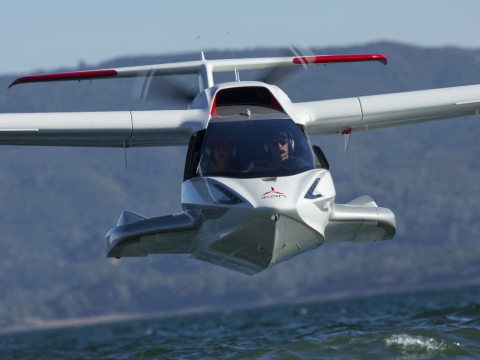 Icon A5 Personal Seaplane, Front View