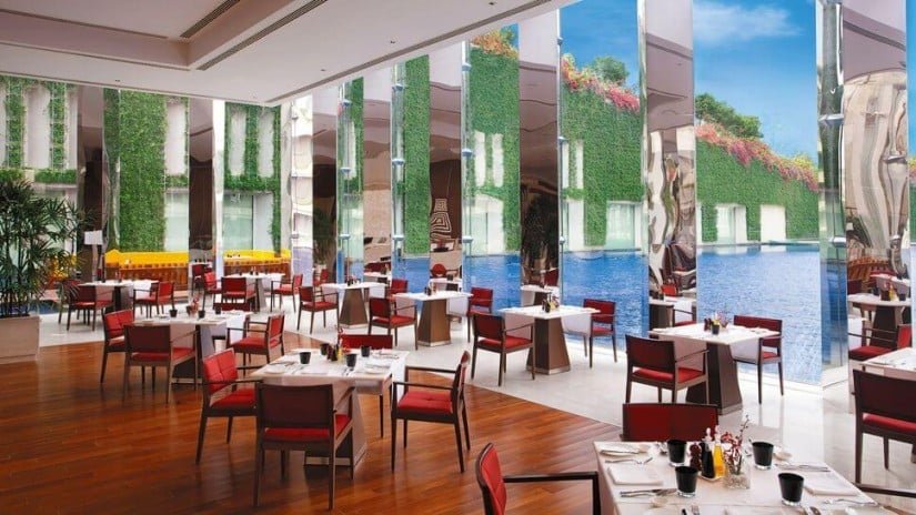 The Oberoi Luxury Hotel, Gurgaon, Restaurant