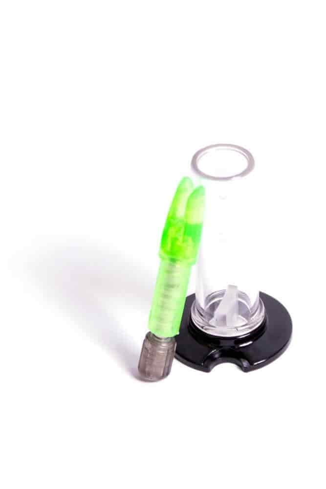 Best Lighted Nocks - #5 Carbon Express LAUNCHPAD Precision Lighted Nock (Green)