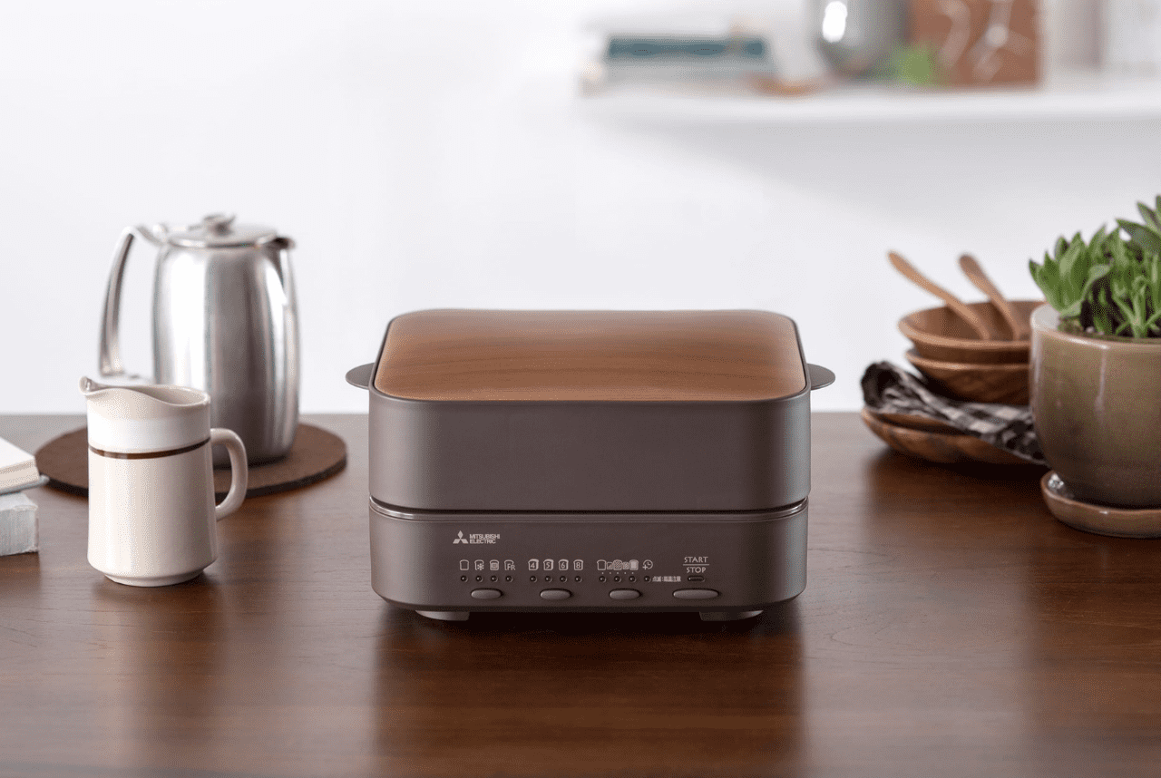 Toast To Perfection With The Mitsubishi TO-ST1-T Toaster