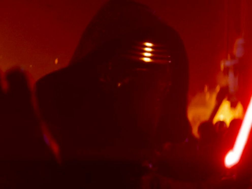 His mask has a strange resemblance to Darth Revan.