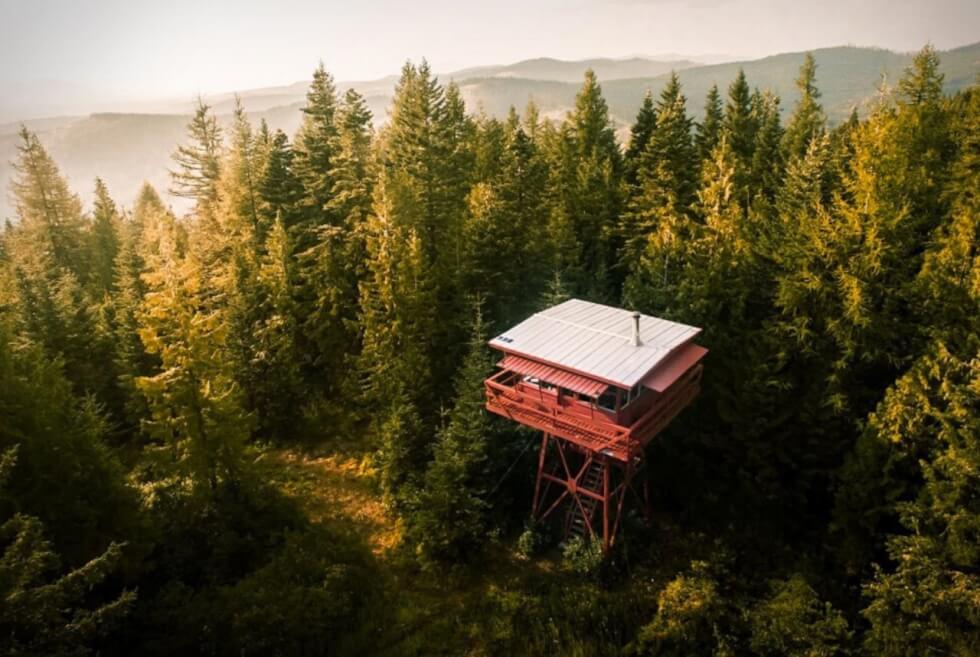 crystal peak lookout        
        <figure class=