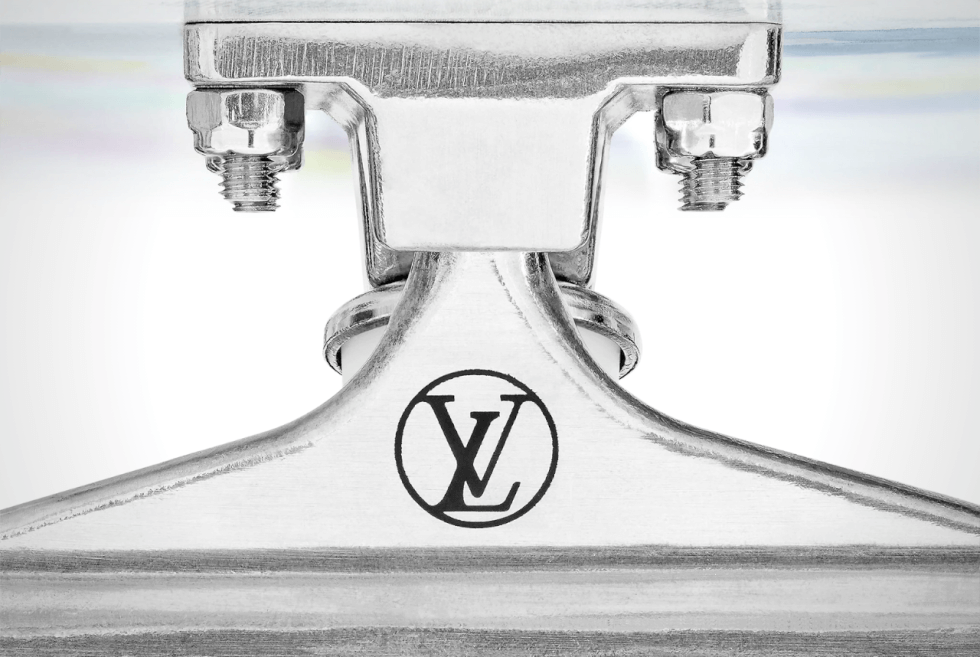 Louis Vuitton Brown Maplewood Monogram Skateboard – Savonches