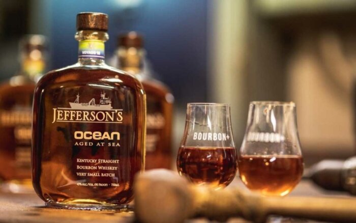 15+ Best Top-Shelf Bourbon Whiskeys In The World (2024 Guide)