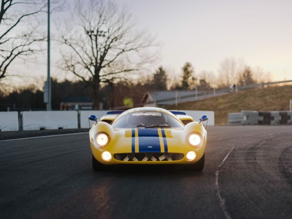 Lola T165/70 front