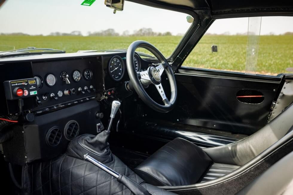 1962 Jaguar E-Type Cabin