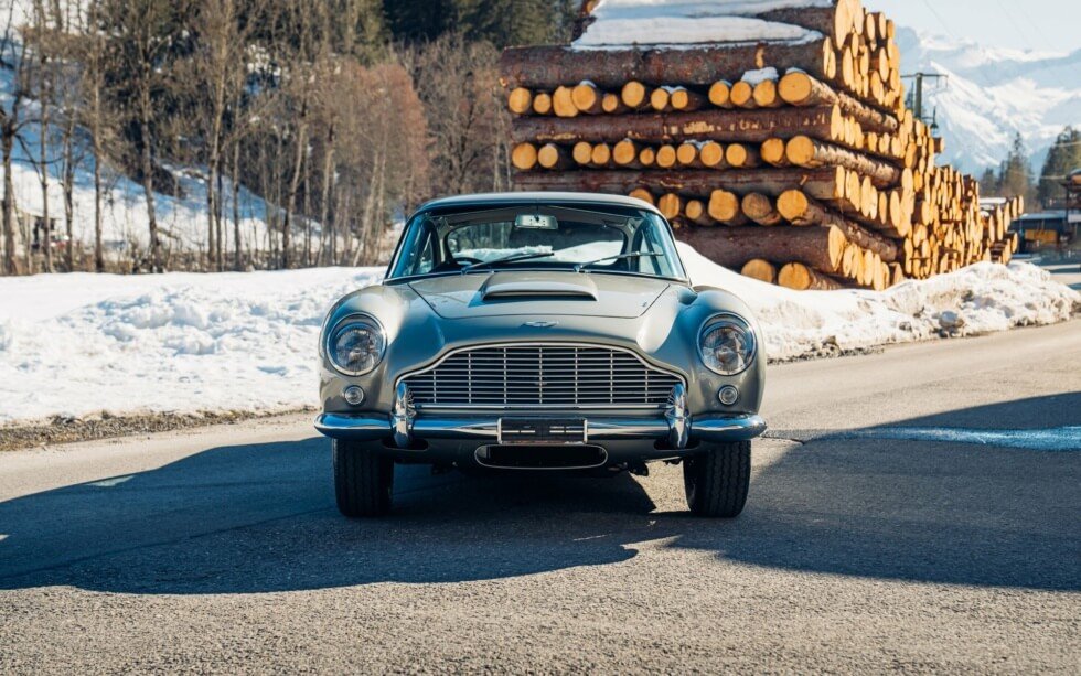 1964 Aston Martin DB5 Front